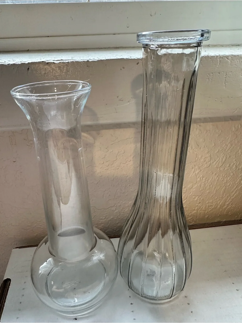 VINTAGE Brody Style Clear Glass 9 Tall Vase Ribbed - Smooth-Round Base(Set of 2)